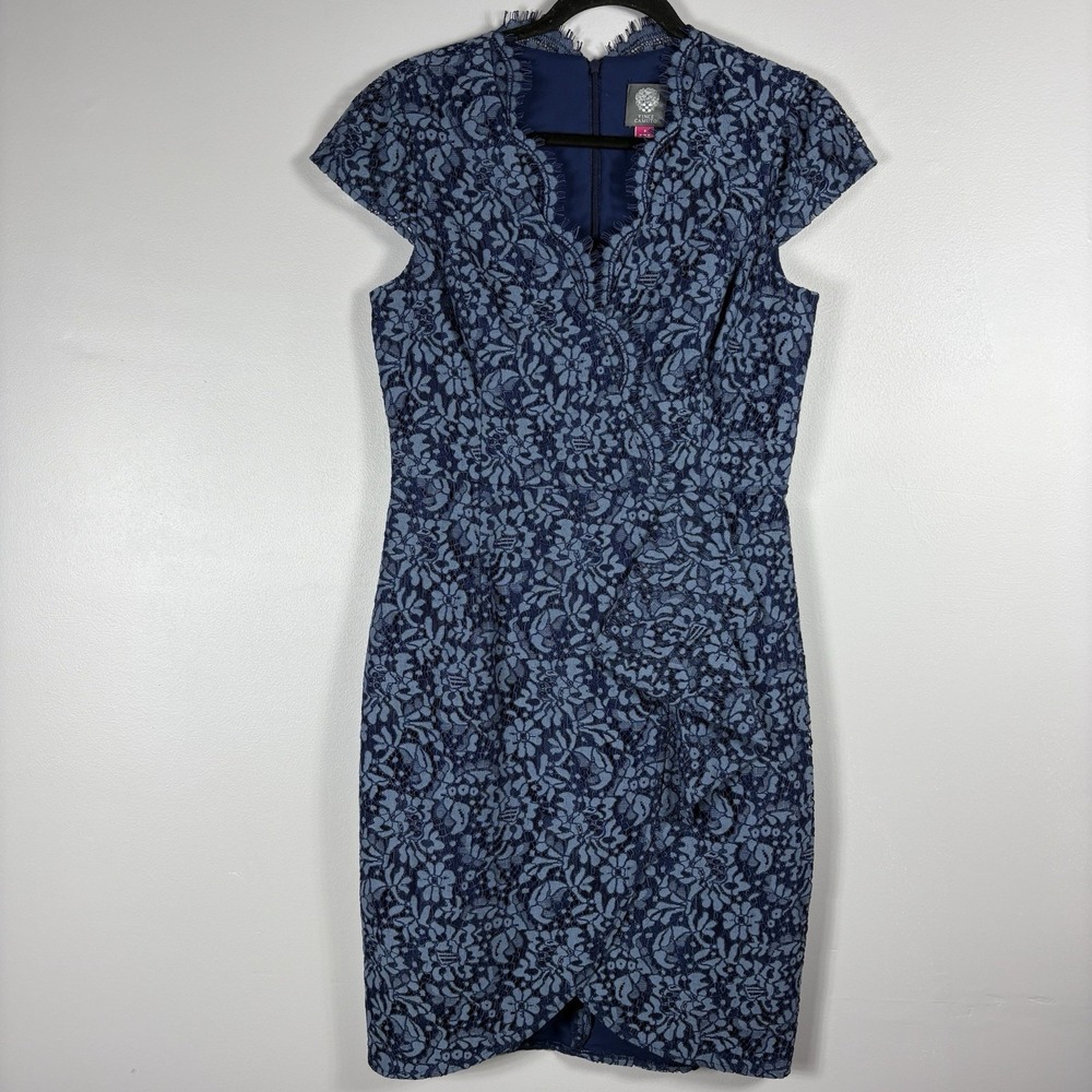 Vince Camuto Women's 8 Blue Scalloped V Neck Cap Sleeve Lined Bodycon Lace Dress